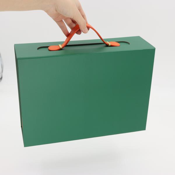 Quality Luxury Customized Cardboard Magnet Folding Packaging Boxes With Handle For Foldable Magnetic Gift Box wholesale