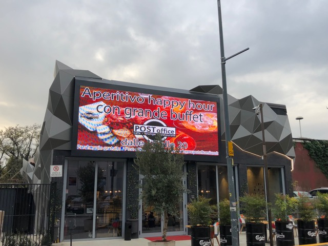 Outdoor Fixed LED Display Gpro Series Brighter Stronger And Smarter Performance