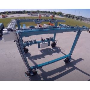 High Performance 16ton Boat Hoist Crane Yacht Handling Machine