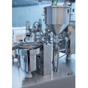 Automatic Plastic Syringe Filling Machine with CE Certification