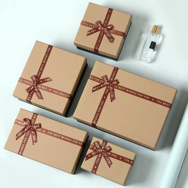 Cardboard Present Boxes Sturdy Luxury Gift Boxes With Lids For Graduation