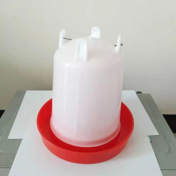 Quality Layers Broilers And Chicks 1l Automatic Chicken Drinkers And Feeders wholesale