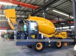 2.5cbm 2.5m3 Mobile Self Loading Concrete Mixer With 240 Degree Rotation