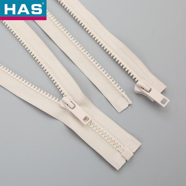 Plastic Teeth Customized Resin-Ended Rectangular Sheet Zipper For Travel Gear Or