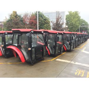 DF1804 220hp Four Wheel Drive Tractor With 6 Cylinder Engine