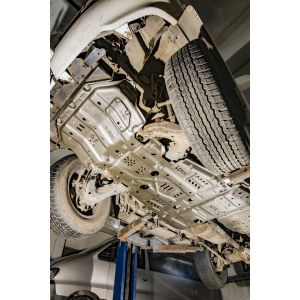 4mm Thickness Engine Gear Box Splash and Mud Flap Guard for Toyota Land Cruiser