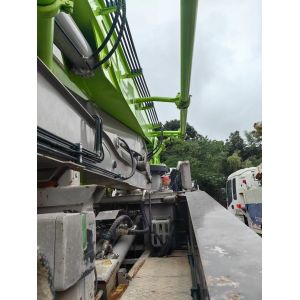 43 M 2021 Used Concrete Pump Truck with Parts and Vibrating Amplitude of 2.6mm