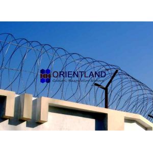 Militaty Use Razor Barbed Wire Mesh 450mm 600mm 900mm Coil Diameter