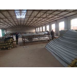 China chian wire fencing supplier ,chain wire fencing factory supply woven wire