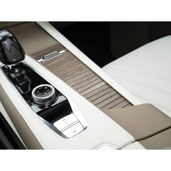 Tire Size R18 2024 Saic Roewe RX9 2.0T 242HP L4 Gasoline Cars 6 Seats Cars With Electric Driver's Seat Adjustment