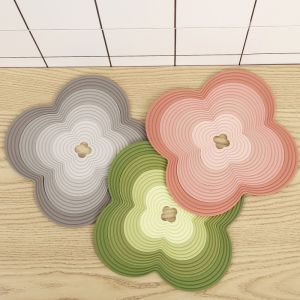 China 4 Piece Heat Insulation Silicone Countertop Protector Cushion on sale