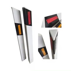Reflective Guardrail Reflector 1250 X 125 X 100MM Triangle Traffic Post