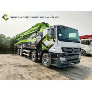China In 2014 Zoomlion Mercedes Benz Chassis Concrete Pump Truck 52 Meters 6 Cylinder 6 Rod on sale