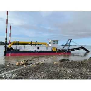 The blue color sand dredger has a designed hull length of 19 meters