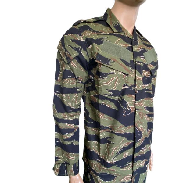 Camouflage ACU Military Uniform Set Formal Style For Military Missions, Soft Polyester Cotton Material