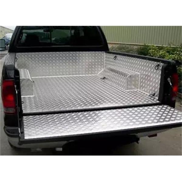 Building Materials Anti Slip Stainless Steel Perforated Sheet Stairs Treads 2mm Thick