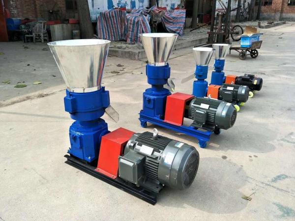 Quality Feeding System Feed Pellet Machine Chicken Feed , Fish Feed , Duck Feed , Fish Feed wholesale