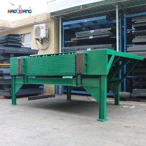 Warehouse Hydraulic Loading Dock Leveler For Forklift 10T Rated Load