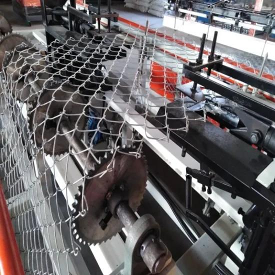 Quality 4m Width Fully Automatic Diamond Mesh Weaving Chain Link Fence Machine wholesale