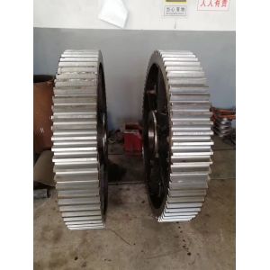 Double Helical High Precision Hobbing Mill Pinion Gears And Rotary Kiln Pinion