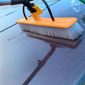 Flexible Handle Solar Panel Cleaner with Manual Spray Brush Mobile Style CIF