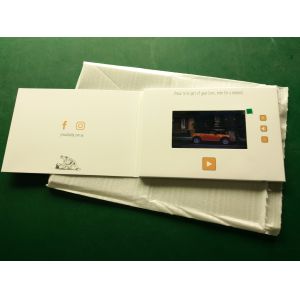 China Hd Screen Lcd Video Booklet With Smart Button , Matte Lamination Color Cover on sale