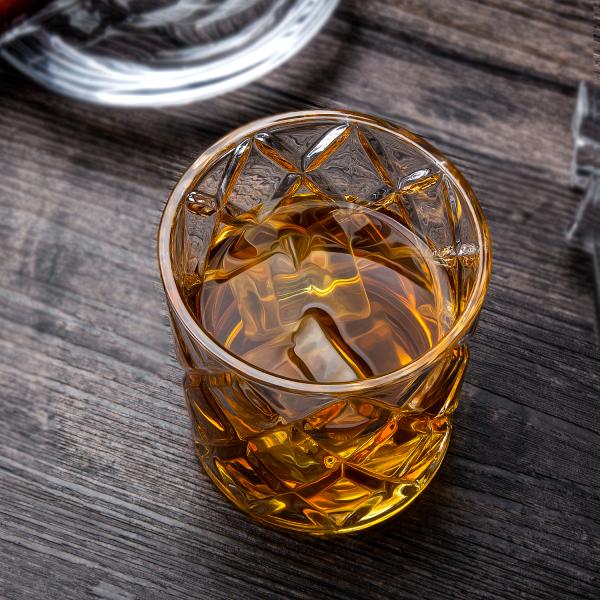 Whiskey Glasses Whiskey Decanter Set with Gift Box Whiskey Set Hot Sale 310ml 10.5oz Quantity CLASSIC Metal Europe American