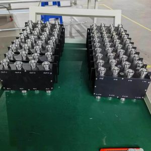 Grey 698-4000MHz 4X4 4in 4out 300W 155pim RF Hybrid Coupler Hybrid Combiner for