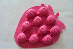 Small Reusable Silicone Ice Trays Sweetly Strawberry Shaped For Easter /