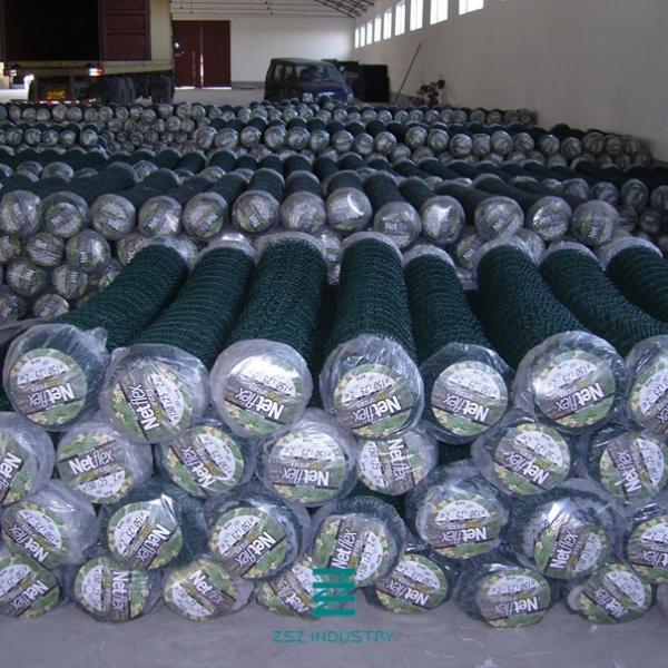 Quality Diamond Mesh Chain Link Fence Rolls Welded Wire Fence Roll Plastic With Concrete wholesale