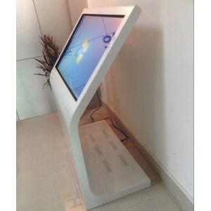 Large Screen Touch Screen Digital Signage Landscape Standing Black Color For