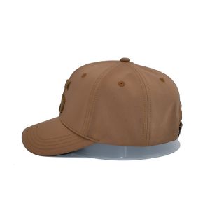 Stylish Six-Panel Baseball Cap With Curved Visor And Fabric-Matching Stitching