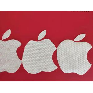 China Plain Spunlace Nonwoven Rolls For Senstitive Skin No Irritation Deep Cleaning on sale