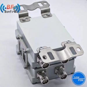 Red RF Combiner 2300-2400 2500-2700MHz Triplexer RF Diplexer 4310f -161dbc for