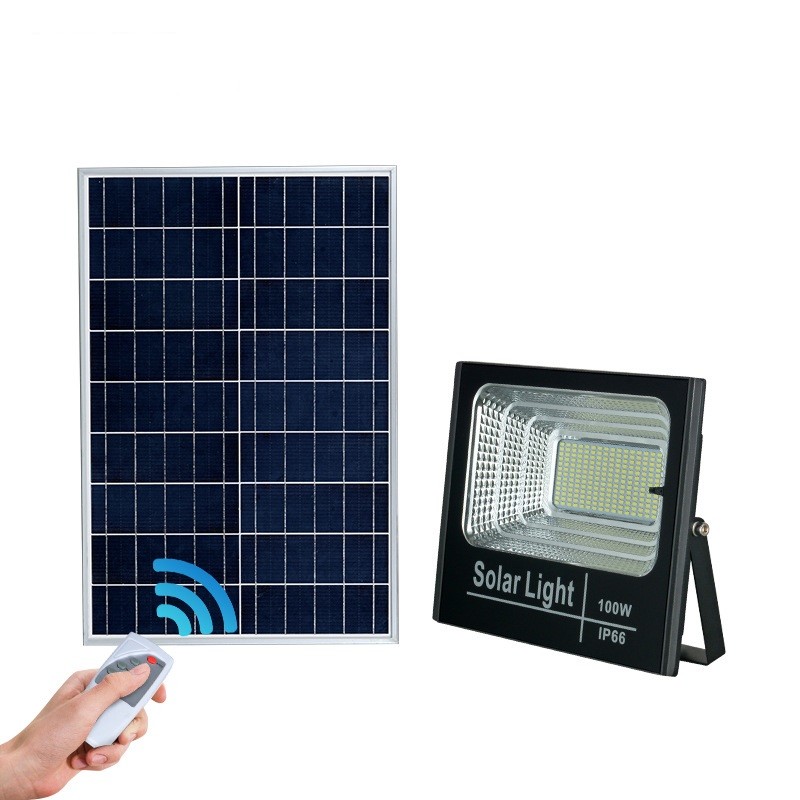 Black IP67 Waterproof Solar Spot Lights 40W 6000mAh Battery Capacity