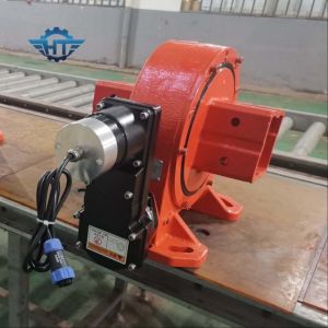 Enveloping Vertical Slewing Drive Worm Gearbox For Solar Tracking