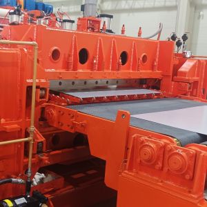 High Speed Flying Shear Cut to Length Machine Ideal for 0.25-2.3 mm Material