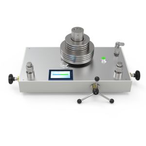 Dead Weight Tester Featuring Materials Including Tungsten Carbide and Austenitic