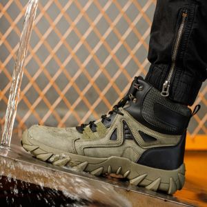 Sturdy Microfiber Safety Boots With Rubber Sole And Steel Toe For Protection In Work Environment