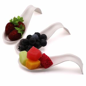 Disposable biodegradable little spoon shape sugarcane fruit tray bagasse paper