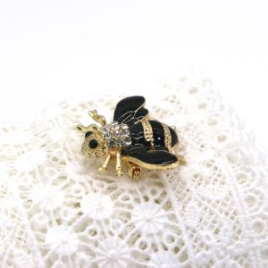 Fashion Diamond Bee Brooch , Black Clothes Pin Black Glue Dropping Process OEM