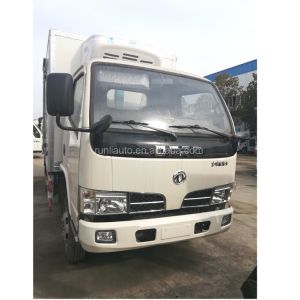 Dongfeng 4X2 5000 Kg Refrigerated Box Truck , Reefer Delivery Truck 99km/h Max