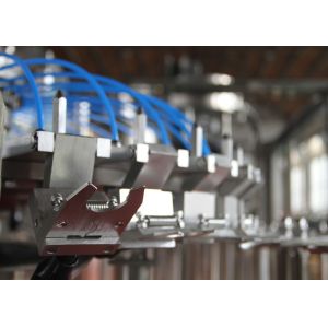 ISO 9001 5000bph 3.5KW Beverage Filling Machine