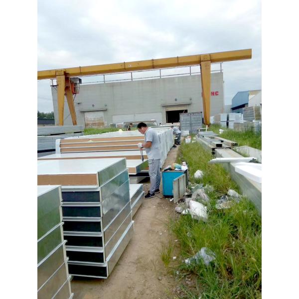 Color Steel Sandwich Panels Temporary Housing And Industrial Building Materials