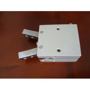 Adjustable Point Type Double Rod Cylinder Pneumatic Gripper MHC2 Series Without