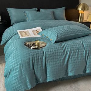 Add a Touch of Luxury to Your Bedroom with this Satin Jacquard Four Piece