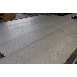 Russian Multi Layers Oak Engineered Flooring With Silver Powder Finishing