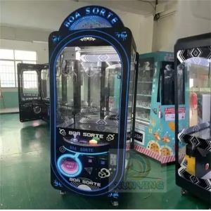 Amusement Game Center Regular Mini Claw Machine with Plastic Material