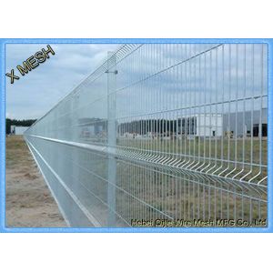 Galvanized Wire Mesh 3D Security Curved Metal Fence Flexible And Durable PVC