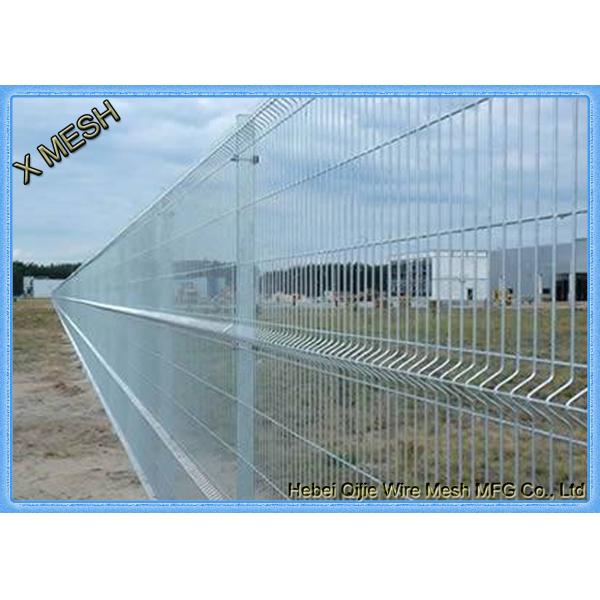 Galvanized Wire Mesh 3D Security Curved Metal Fence Flexible And Durable PVC